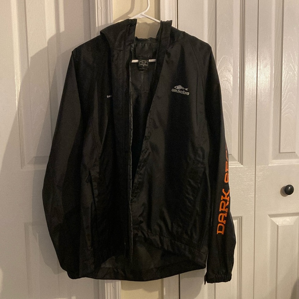 Dark Seas x Grundens Stormrunner jacket in size medium